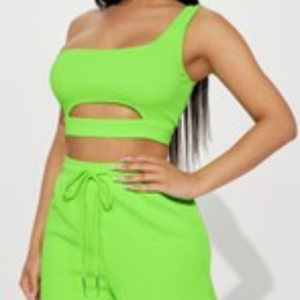 Hannah One Shoulder Short Set – Lime Size: XL
